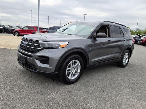 Carbonized Gray Metallic 2023 Ford Explorer XLT