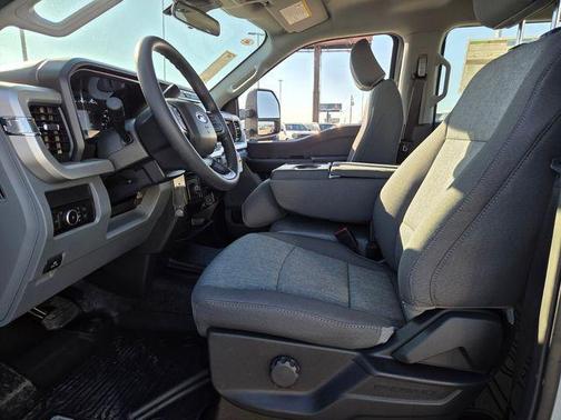 Avalanche 2026 Ford F-250 XL