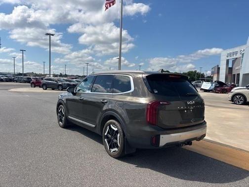 2024 Kia Telluride S
