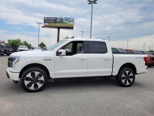 2023 Ford F-150 Lightning Platinum