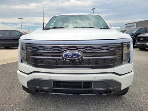 2023 Ford F-150 Lightning Platinum