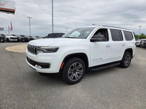Bright White Clearcoat 2024 Jeep Wagoneer Series II 4x2
