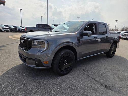 Carbonized Gray Metallic 2026 Ford Maverick Lobo