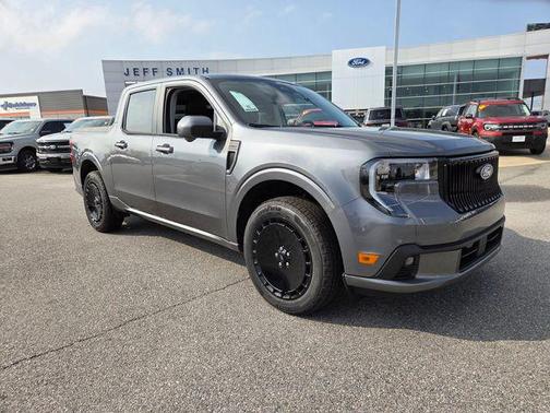 Carbonized Gray Metallic 2026 Ford Maverick Lobo