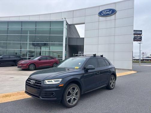 Moonlight Blue 2019 Audi Q5 2.0T Prestige