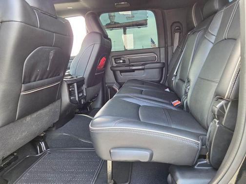 Diamond Black Crystal Pearlcoat 2024 RAM 2500 Limited Mega Cab 4x4 6'4' Box