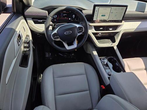 Agate Black Metallic 2026 Ford Explorer Active