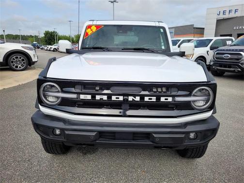 2023 Ford Bronco Outer Banks