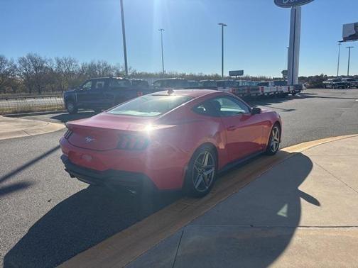 2025 Ford Mustang EcoBoost
