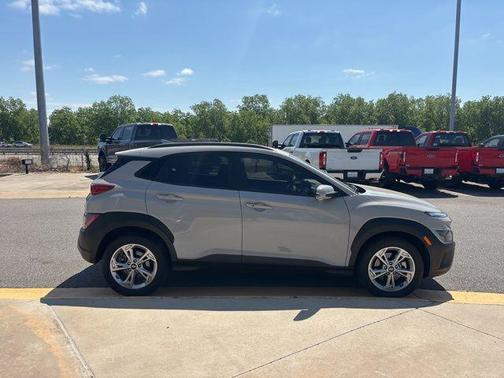 Cyber Silver 2023 Hyundai KONA SEL