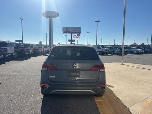 2022 Volkswagen Taos 1.5T SE