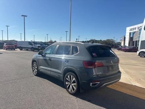 2022 Volkswagen Taos 1.5T SE
