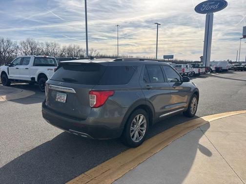 2024 Ford Explorer XLT