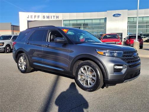 2024 Ford Explorer XLT