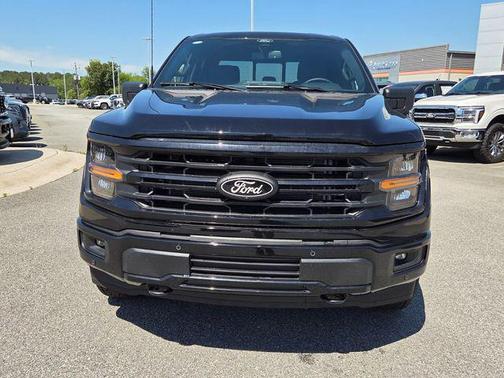 Agate Black Metallic 2026 Ford F-150 XLT