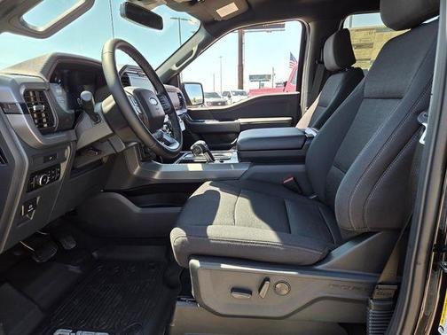Agate Black Metallic 2026 Ford F-150 XLT