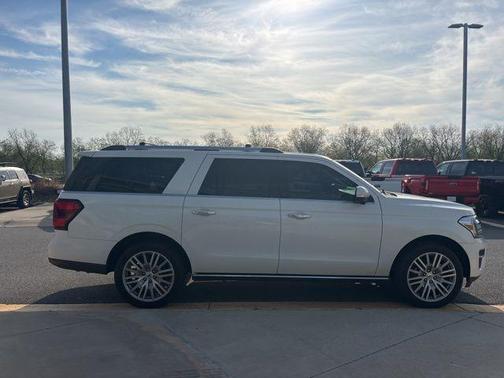 Star White Metallic Tri-Coat 2023 Ford Expedition Max Limited