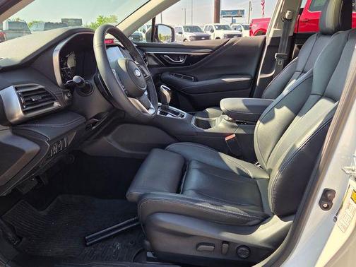 Crystal White Pearl 2024 Subaru Outback Touring