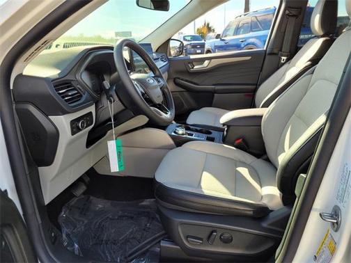2025 Ford Escape SE