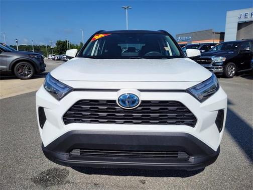 2024 Toyota RAV4 Hybrid LE