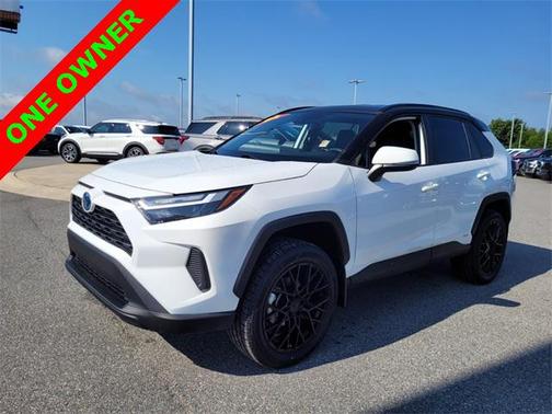 2024 Toyota RAV4 Hybrid LE