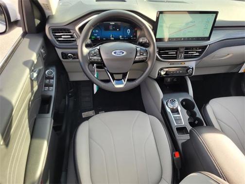 2026 Ford Escape Platinum