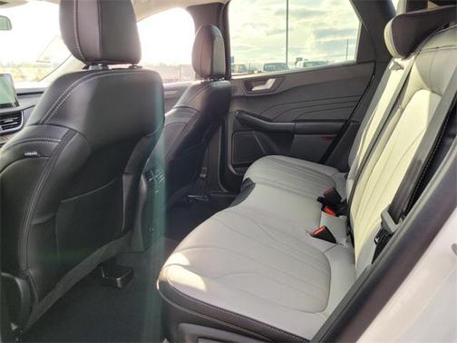 2026 Ford Escape Platinum