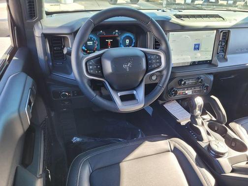 Azure 2025 Ford Bronco Badlands