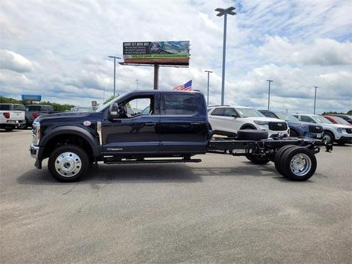 2025 Ford F-450 Lariat