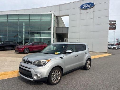 Bright Silver 2018 Kia Soul +