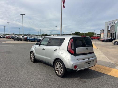 2018 Kia Soul +