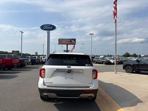 Star White Metallic Tri-Coat 2020 Ford Explorer Limited