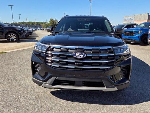 Agate Black Metallic 2027 Ford Explorer Active