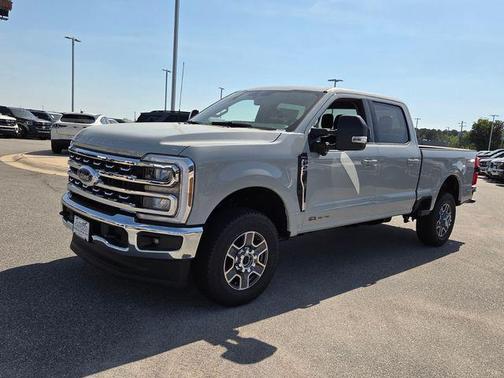 Avalanche 2026 Ford F-250 Lariat