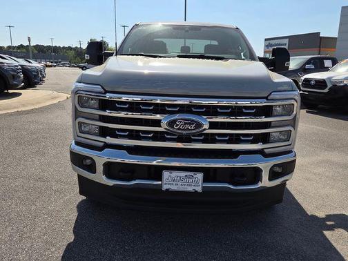 Avalanche 2026 Ford F-250 Lariat