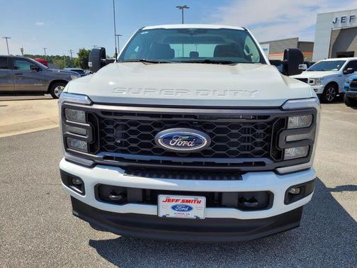 Oxford White 2026 Ford F-250 XL