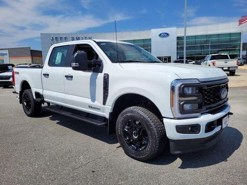 Oxford White 2026 Ford F-250 XL