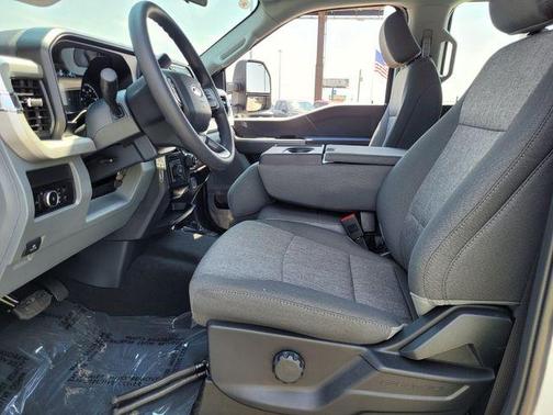 Oxford White 2026 Ford F-250 XL