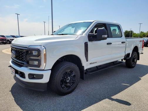 Oxford White 2026 Ford F-250 XL