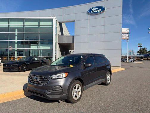 Magnetic Metallic 2020 Ford Edge SE