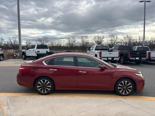 2017 Nissan Altima 2.5 SV