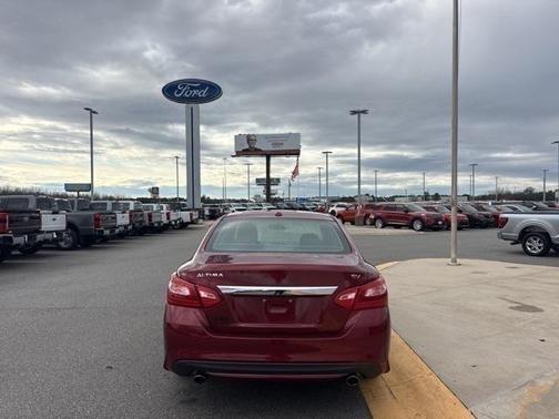 2017 Nissan Altima 2.5 SV