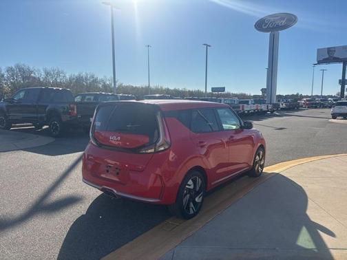 2024 Kia Soul GT-Line