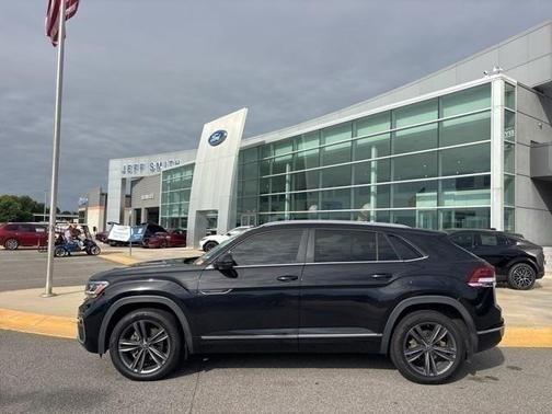 2021 Volkswagen Atlas Cross Sport 3.6L V6 SE w/Technology R-Line