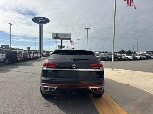2021 Volkswagen Atlas Cross Sport 3.6L V6 SE w/Technology R-Line