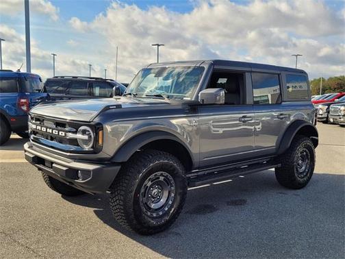 2024 Ford Bronco Outer Banks