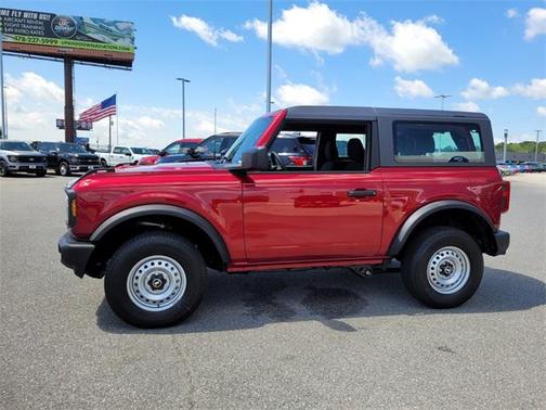 2025 Ford Bronco Base