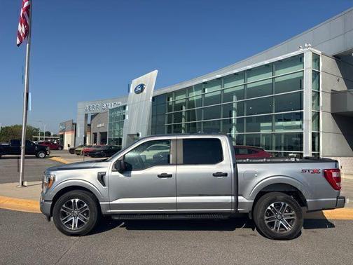 Iconic Silver Metallic 2022 Ford F-150 XL