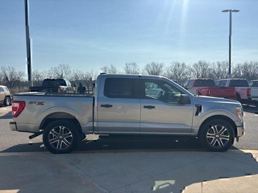 Iconic Silver Metallic 2022 Ford F-150 XL
