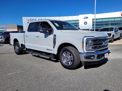 Avalanche 2026 Ford F-350 Lariat Truck